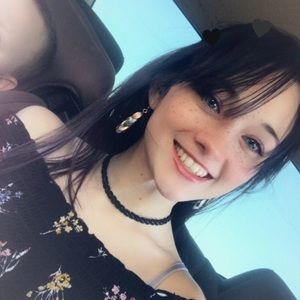 Meet your Posher, Leanna